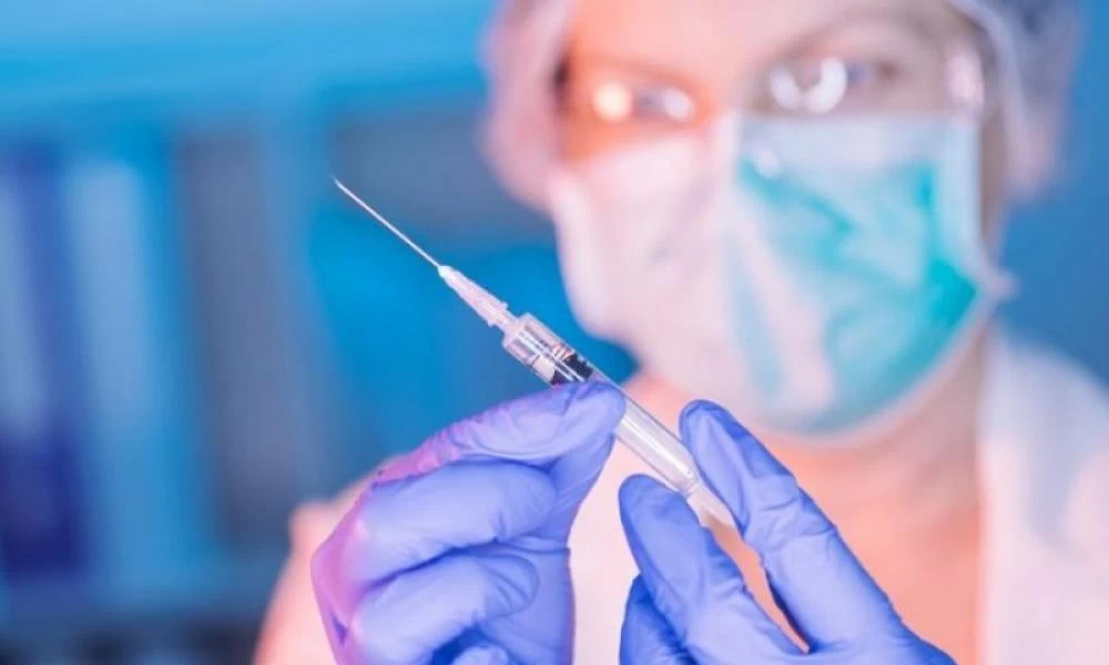 Κορονοϊός: Εμβόλιο προετοιμάζει το Πανεπιστήμιο της Οξφόρδης